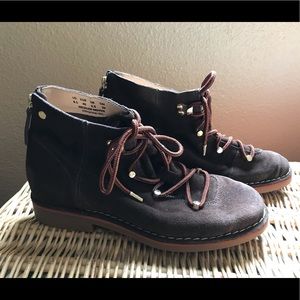 Hush Puppies Catelyn Suede Hiker Boot size 8.5